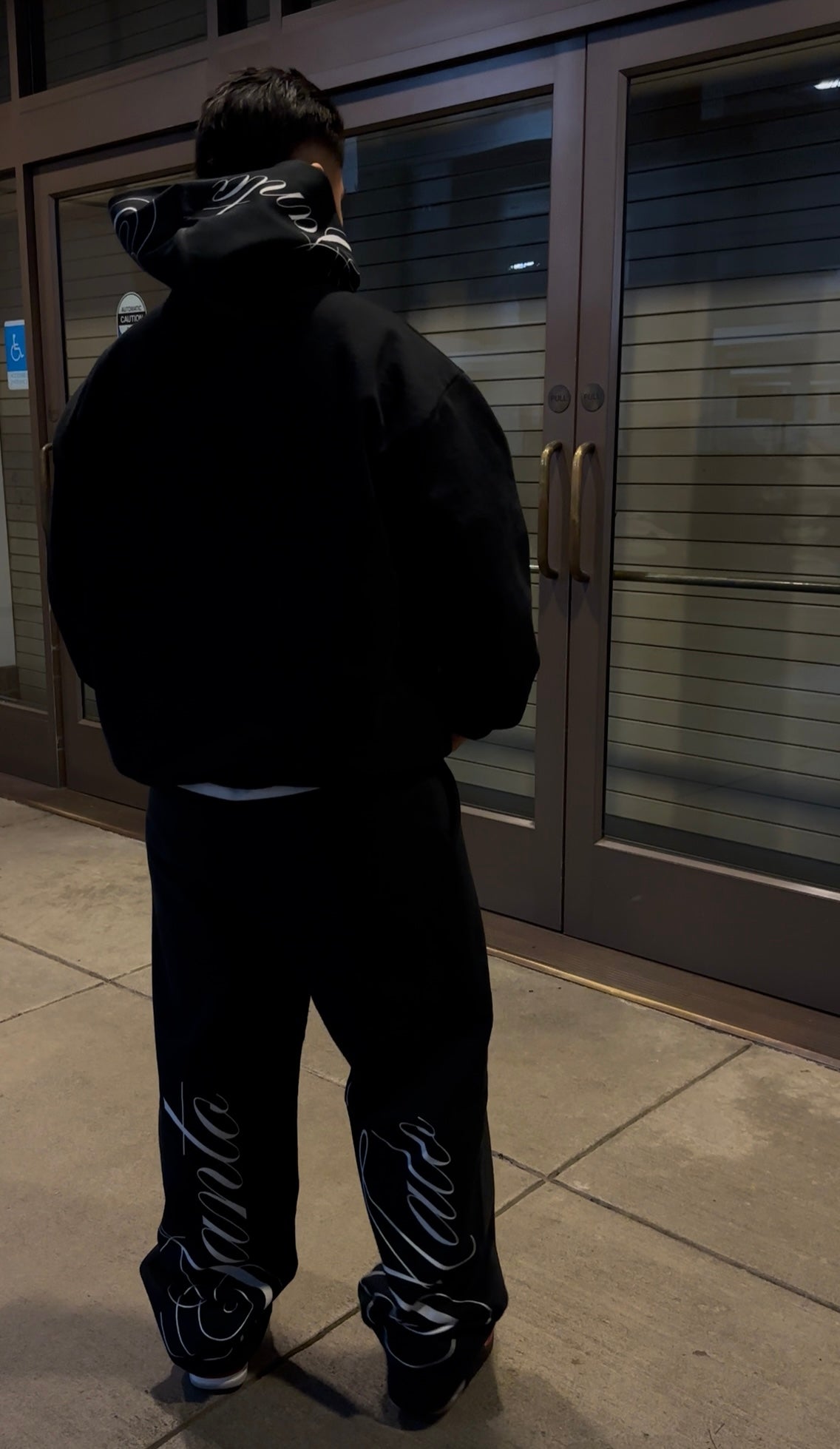SANTO MALO SWEATS